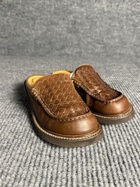 Vintage Thom McAn Brown Leather Basketweave Mules Slides Size 6 Fisherman